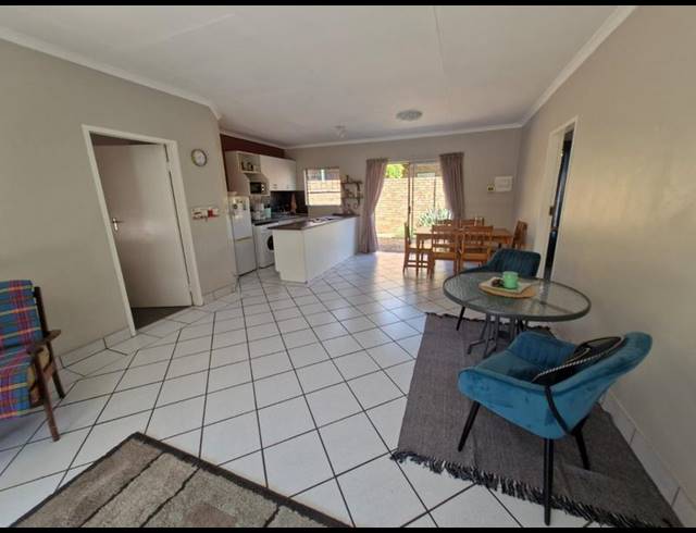 3 BEDROOM HOUSE FOR SALE IN ANNLIN